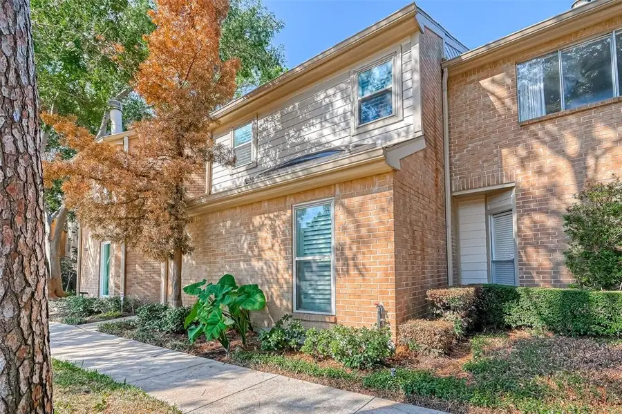1926 Augusta Drive #18, Houston, TX 77057 - Image #2