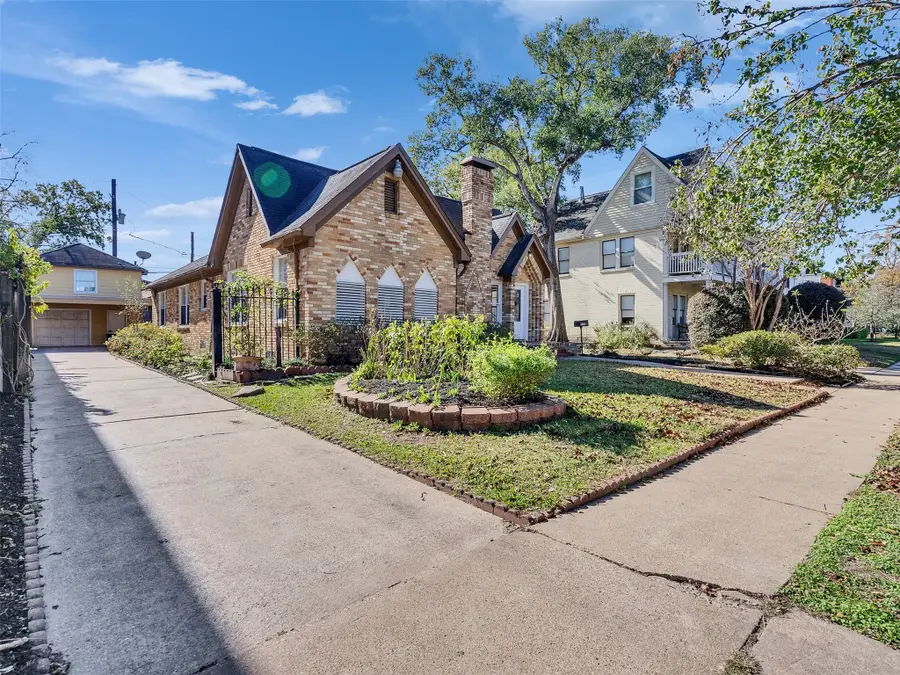 2141 Colquitt Street, Houston, TX 77098 - Image #2