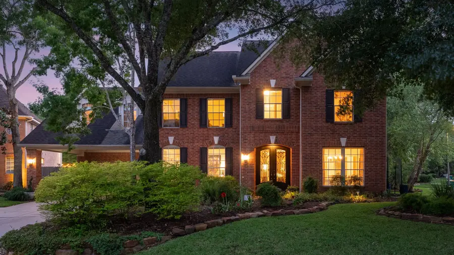 11 Mirror Ridge Court, The Woodlands, TX 77382 - #2