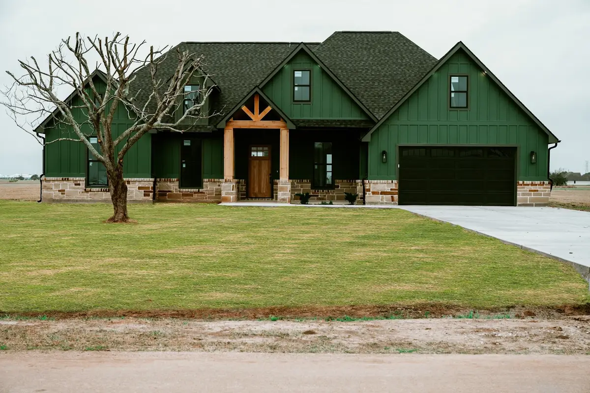 337 Buffalo Trail, Angleton, TX 77515 - #1