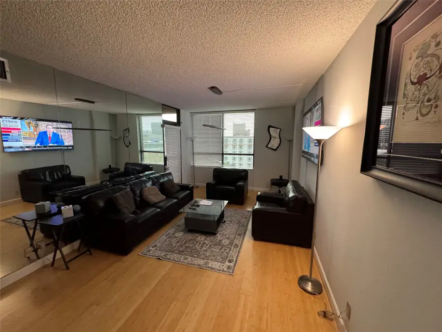 5150 Hidalgo Street #603, Houston, TX 77056 - Image #3