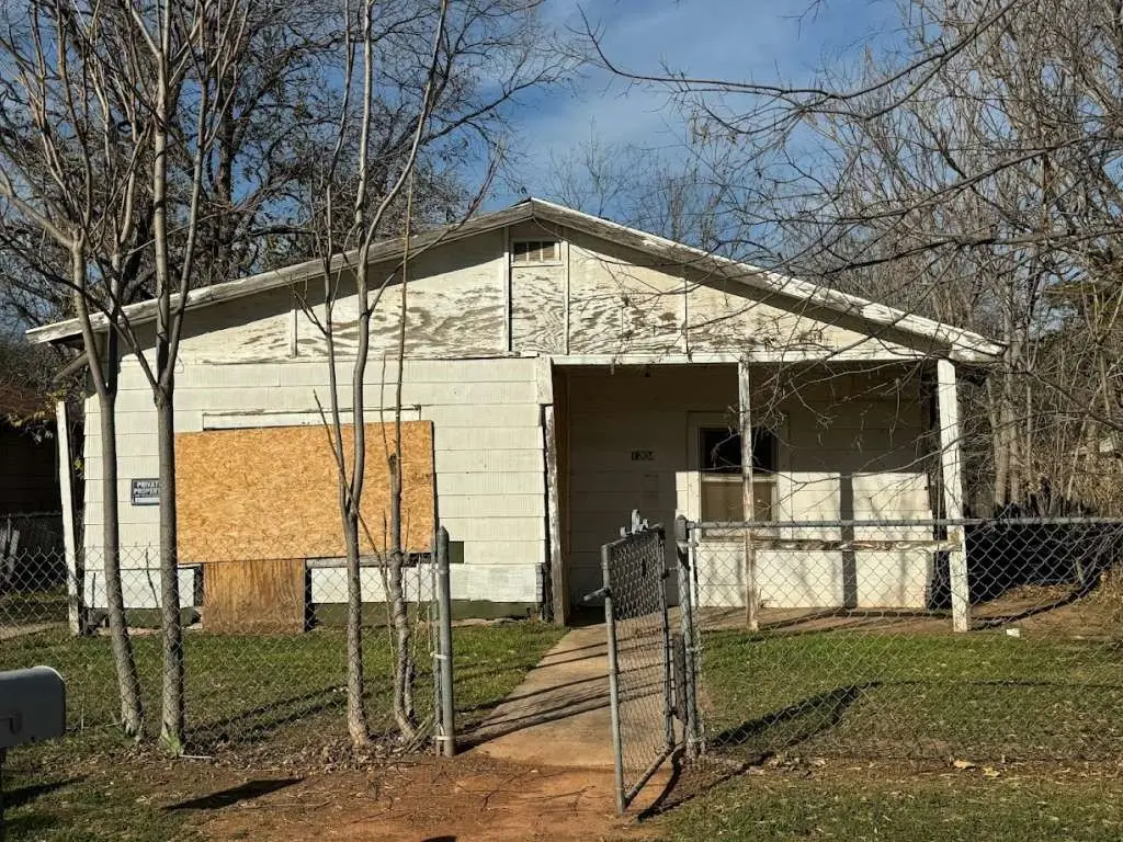 1204 N 8th Street, Wichita Falls, TX 76306 - Image #1