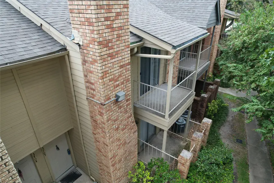 11201 Lynbrook Drive #3703, Houston, TX 77042 - Image #2