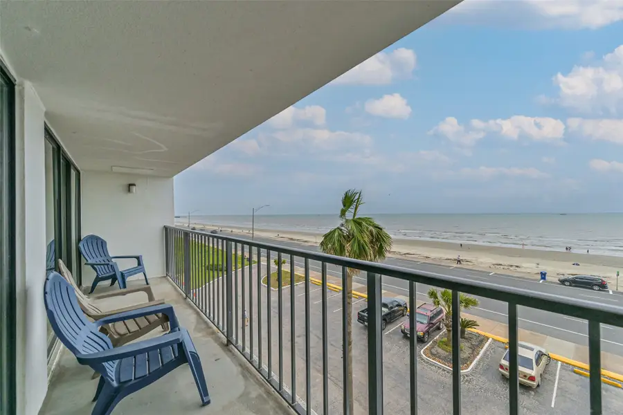 7310 Seawall Boulevard #404, Galveston, TX 77551 - Image #3