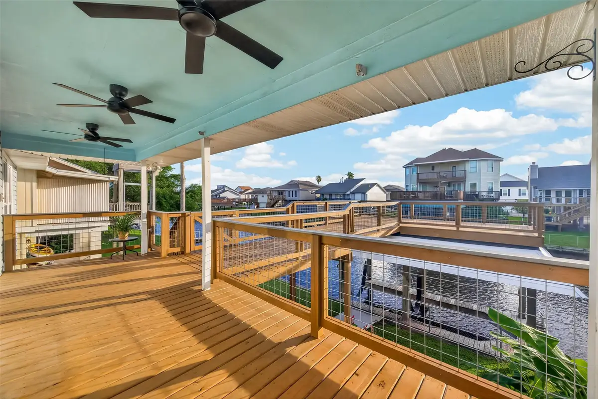 4 N Sandpiper Street, La Marque, TX 77568 - #1