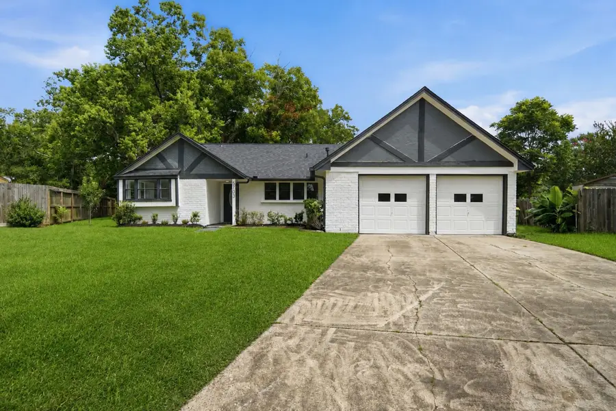 5703 Woodville Lane, Pearland, TX 77584 - #2