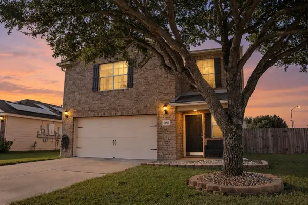 26927 Springflight Lane, Hockley, TX 77447