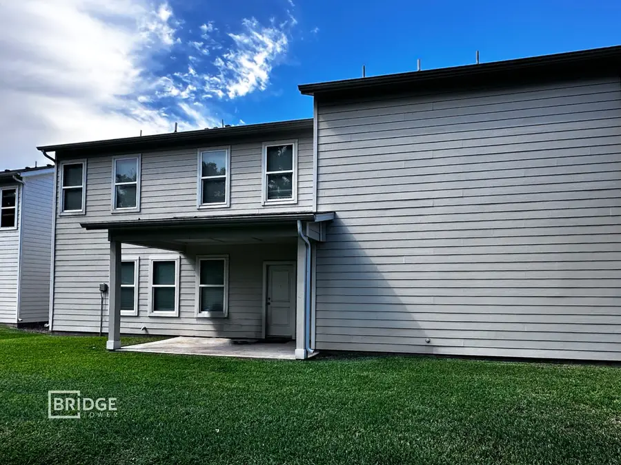 320 Huisache Street, Lake Jackson, TX 77566 - Image #2