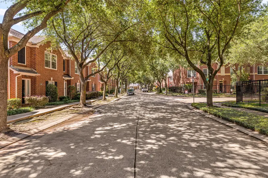 902 Memorial Heights Drive, Houston, TX 77007 - #3