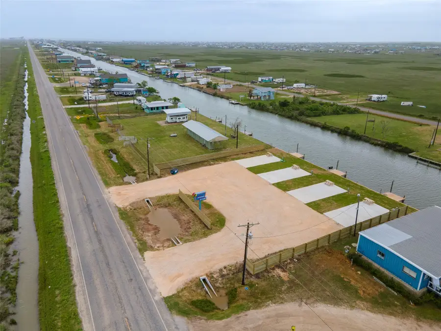 25174 Fm 457 Drive, Sargent, TX 77414 - Image #2