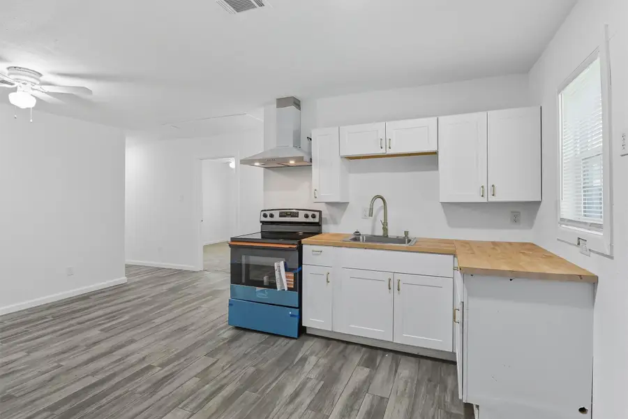 5415 Queensland Street, Houston, TX 77028 - Image #3