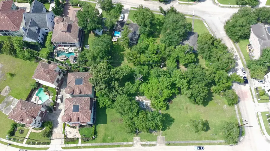 5514 Mcculloch Circle, Houston, TX 77056 - #3