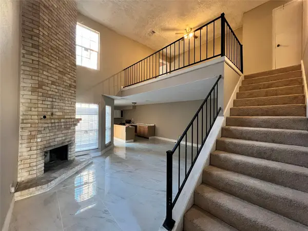 12239 W Village Drive #B, Houston, TX 77039