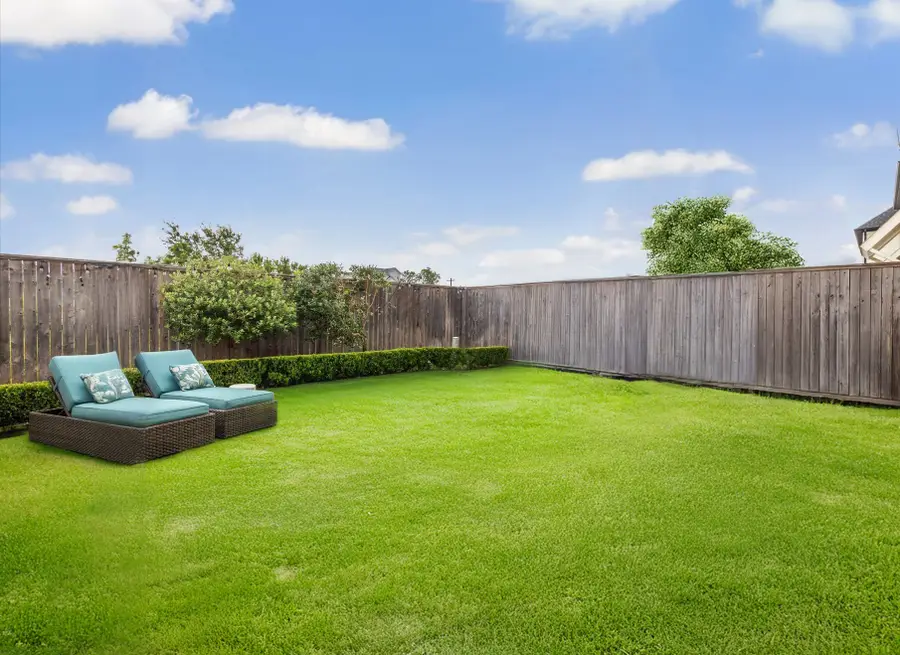 6114 Cottage Grove Lake Drive, Houston, TX 77007 - Image #3