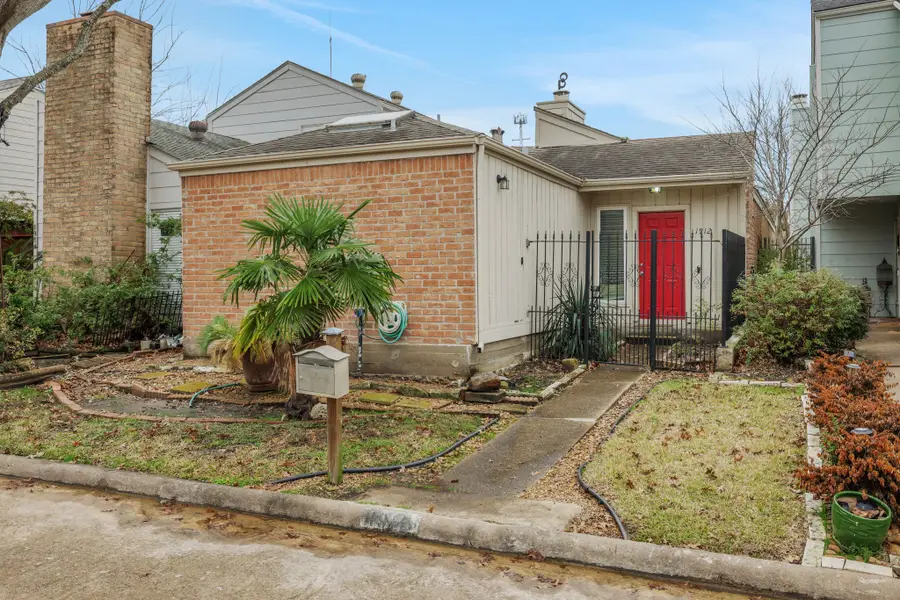 1912 Trixie Lane, Houston, TX 77042 - Image #2