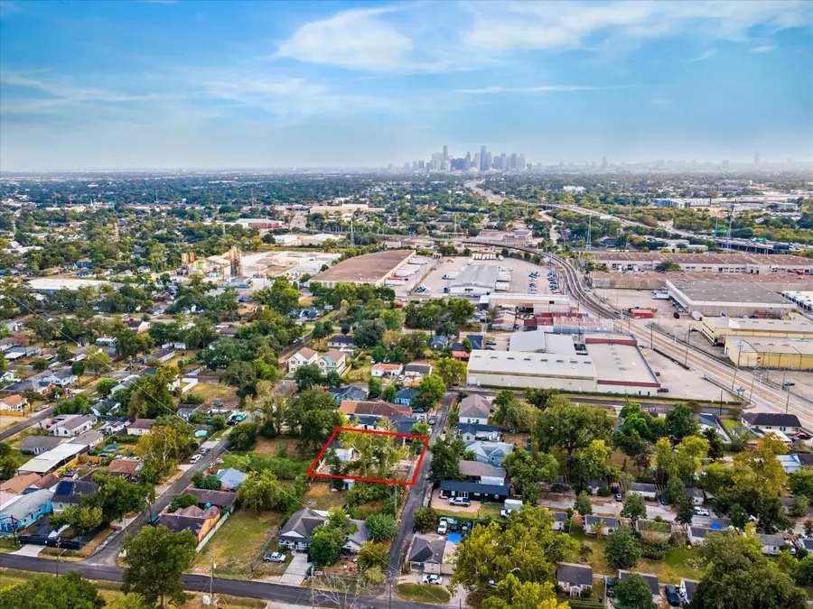 7014 Finn Street, Houston, TX 77022 - Image #3