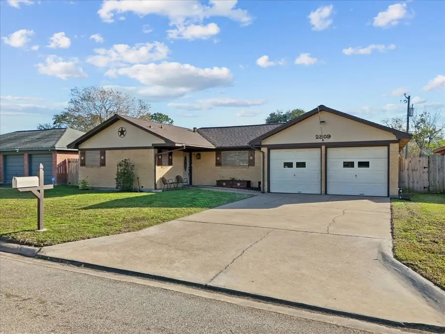 2809 Fairfield Avenue, Texas City, TX 77590 - Image #2