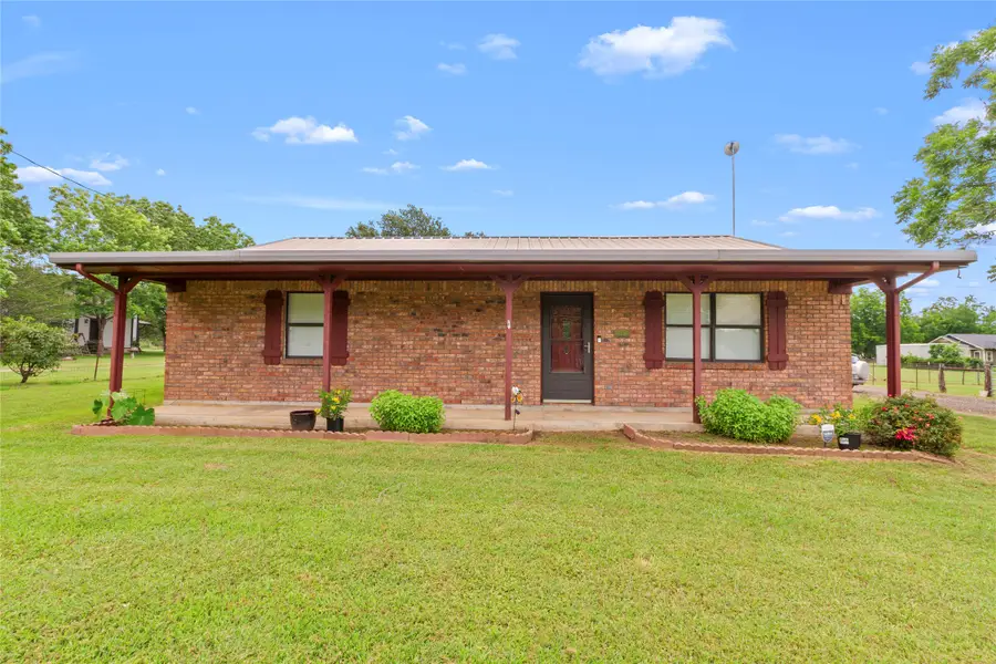 110 N Avenue D, Wortham, TX 76693 - #2