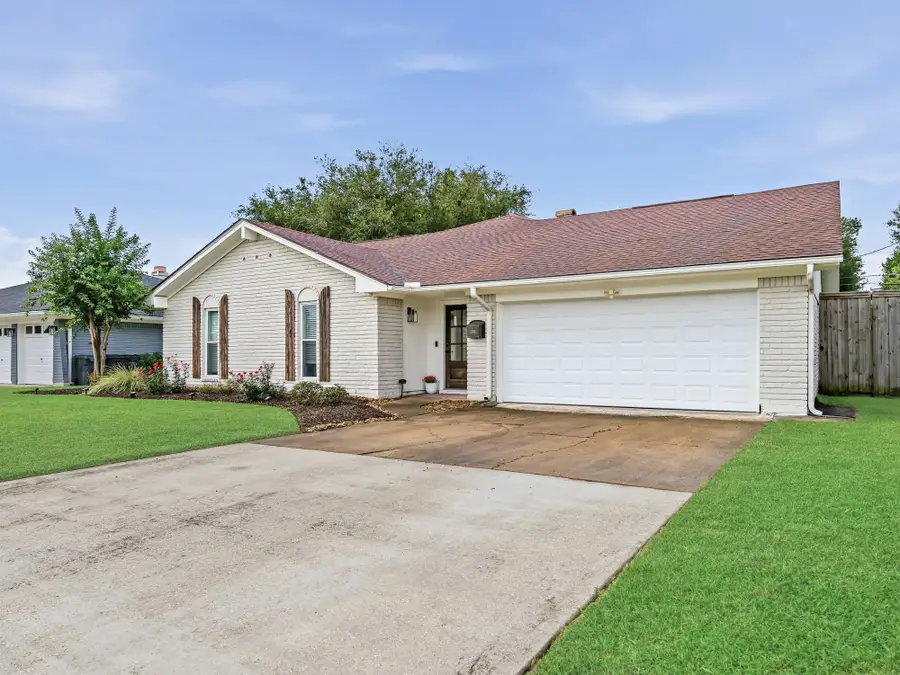 1199 Arthur Street, Bridge City, TX 77611 - #2
