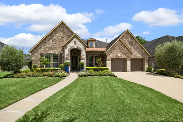 6407 Dexter Bluff Court, Sugar Land, TX 77479