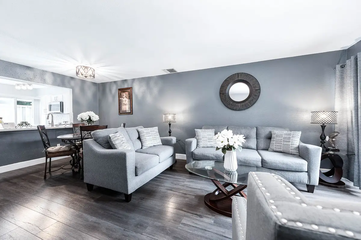 5052 Glenmont Drive #F6, Houston, TX 77081 - Image #1