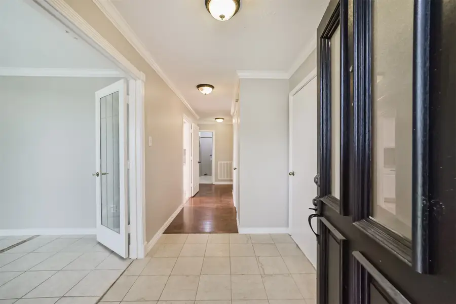 4901 Archway Drive, La Porte, TX 77571 - #2