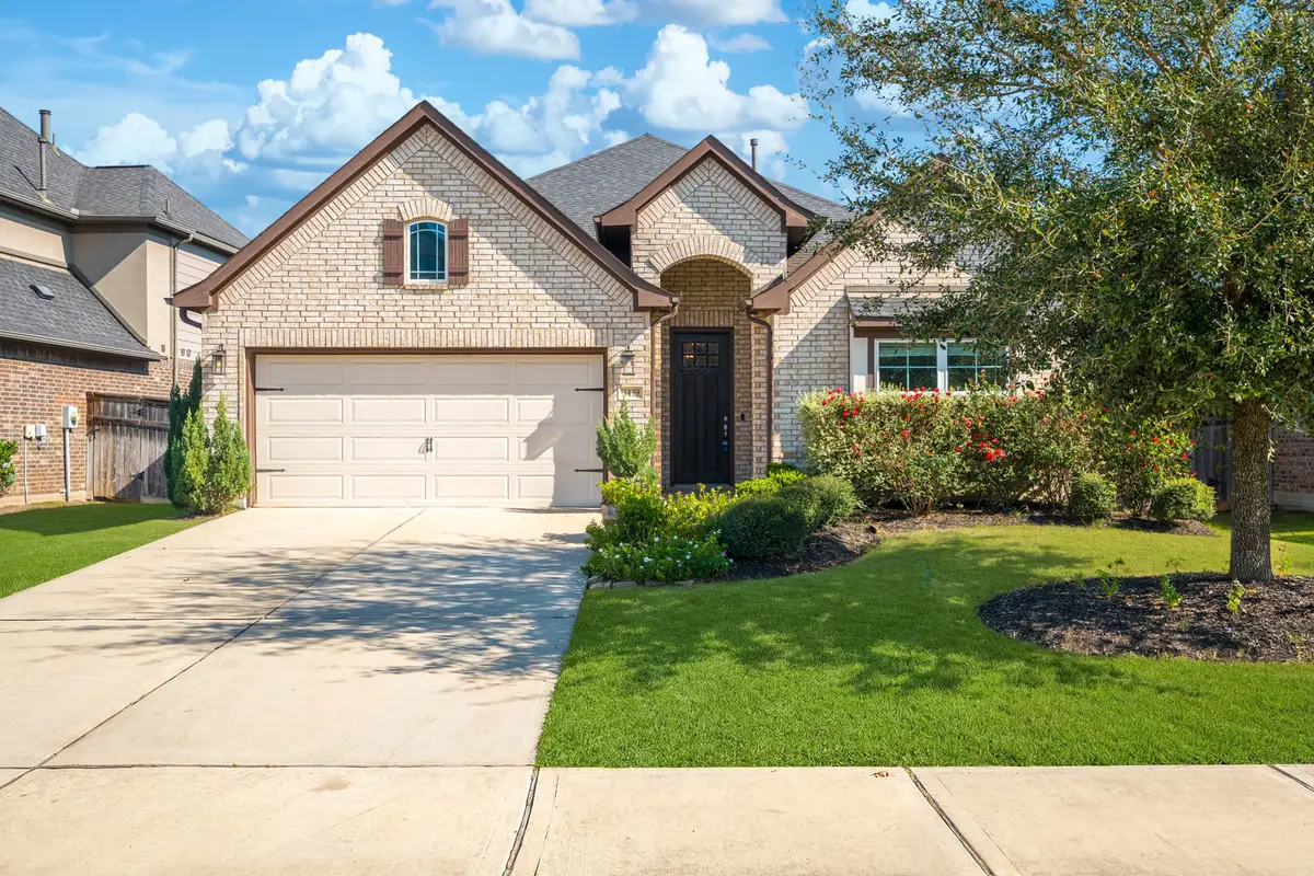 3439 Crescent Vista Drive, Fulshear, TX 77441 - Image #1