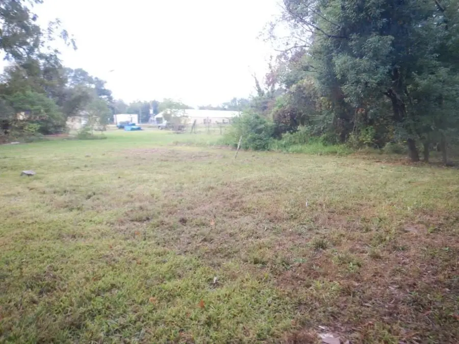 1205 Rein Avenue, Orange, TX 77630 - Image #2