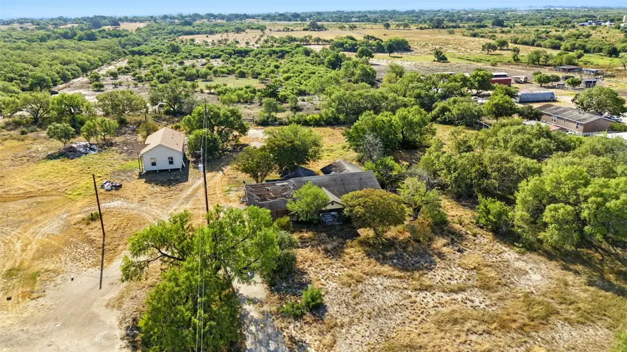 4672 Rakowitz Road, Adkins, TX 78101 - Image #3