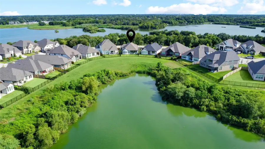 619 Rita Blanca, Webster, TX 77598 - Image #2