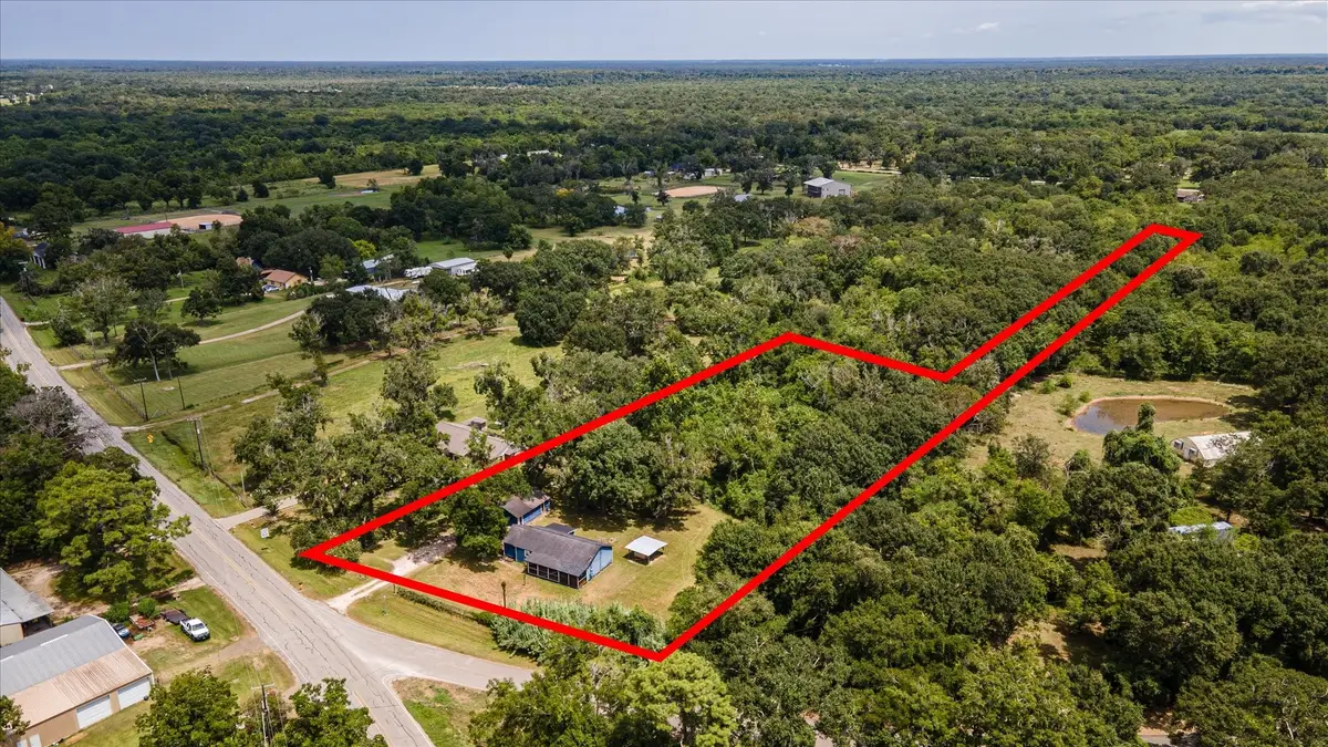 1995 Fm 522, West Columbia, TX 77486 - #1