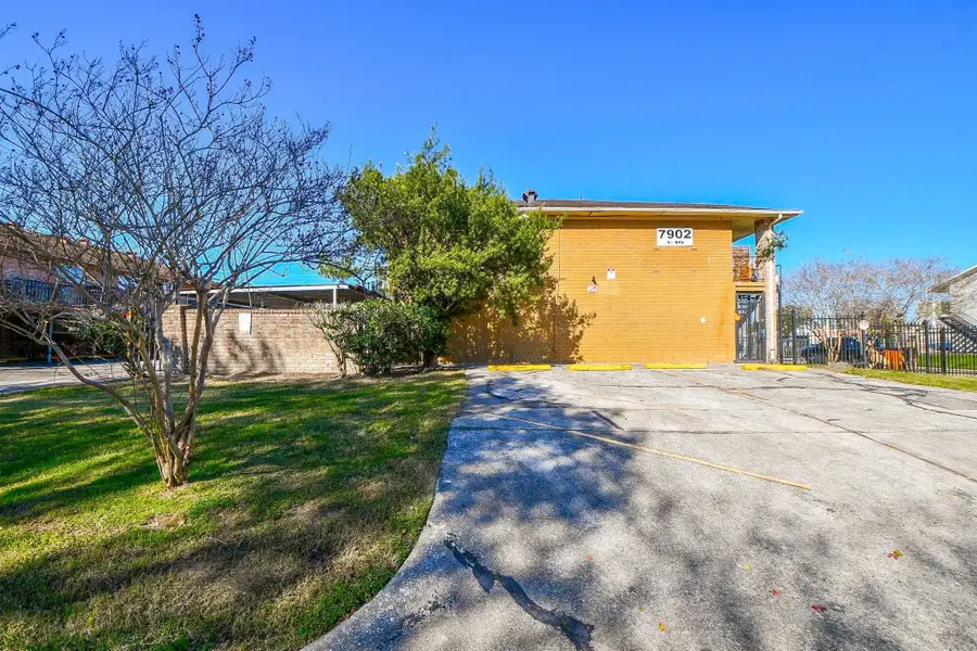 7902 Prestwood Drive #1-10, Houston, TX 77036 - Image #3