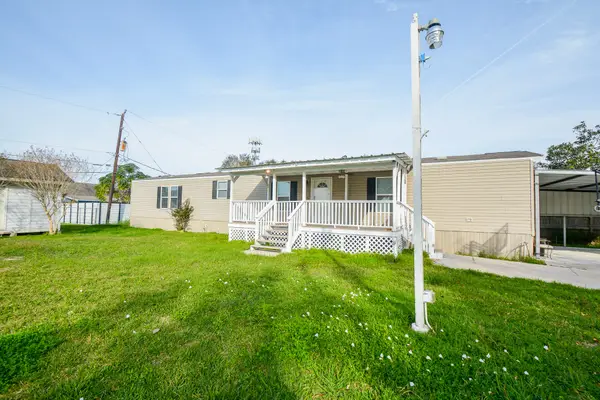 3610 Alice Street, Fresno, TX 77545