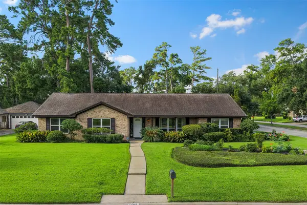 1102 Doral Lane, Houston, TX 77073