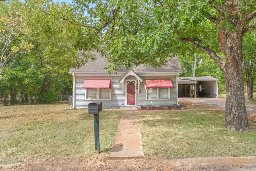 909 N Naid Street, Grand Saline, TX 75140 - #2