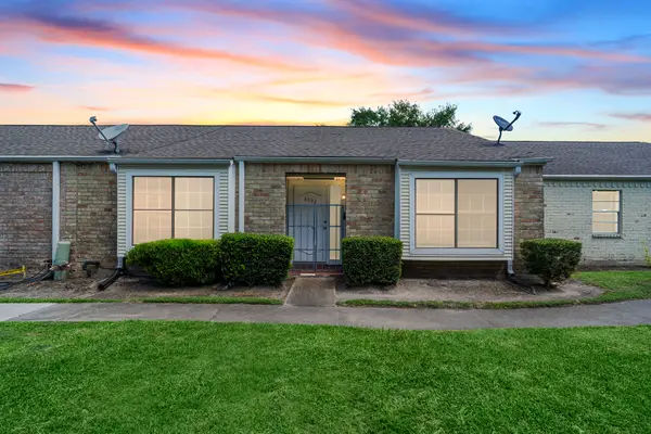 8952 Wilcrest Drive, Houston, TX 77099