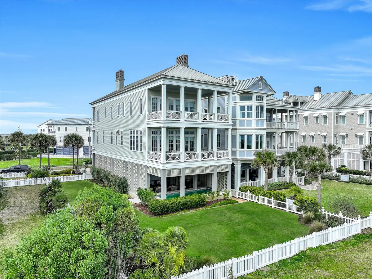 2457 E Seaside Drive, Galveston, TX 77550 - #1