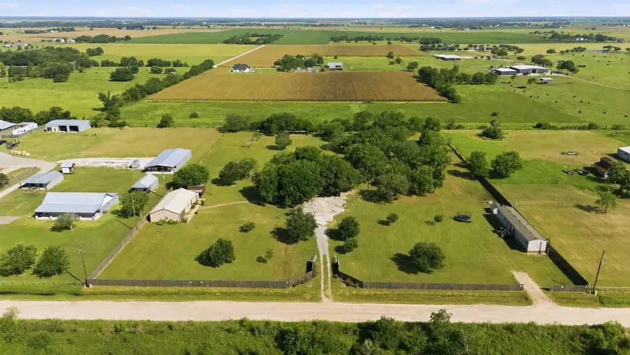 9318 E Creek Bend Drive, Needville, TX 77461 - #3