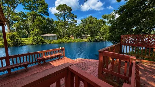 297 Hackberry Lane, Livingston, TX 77351