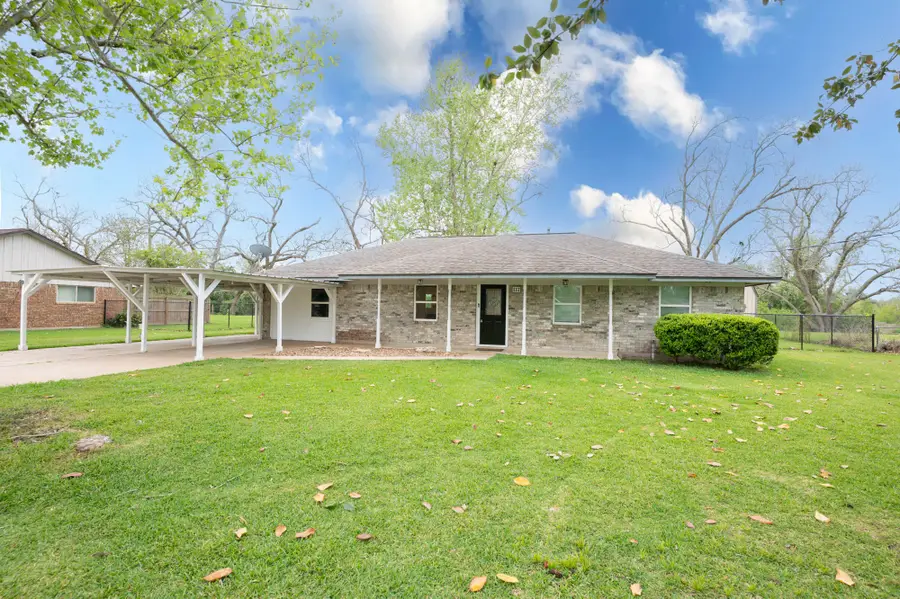 117 W Mahan Street, Richwood, TX 77531 - #2