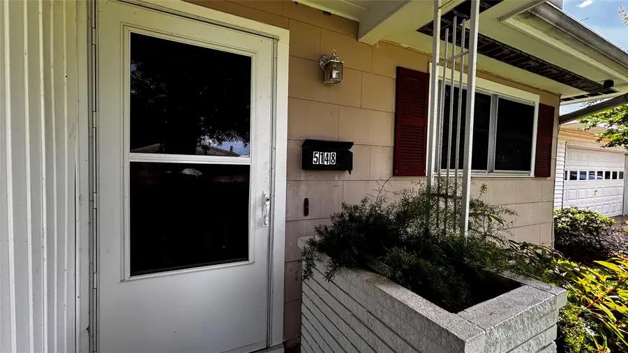 5148 Foster Avenue, Groves, TX 77619 - #3