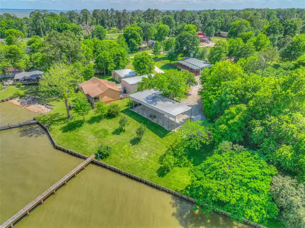 300 & 301 Tortuga Way, Point Blank, TX 77364