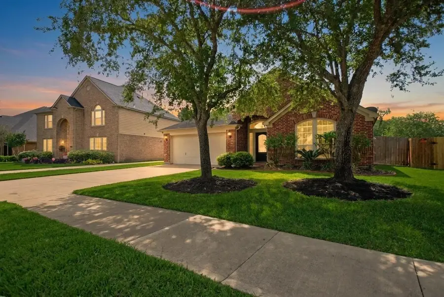 2435 Pioneer Oaks Drive, Fresno, TX 77545 - #3