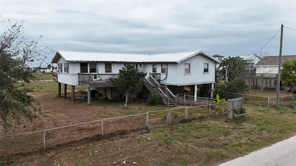 963 Gulfview Drive, Crystal Beach, TX 77650