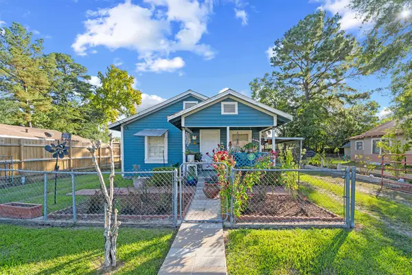 205 Smith Street, Cleveland, TX 77327