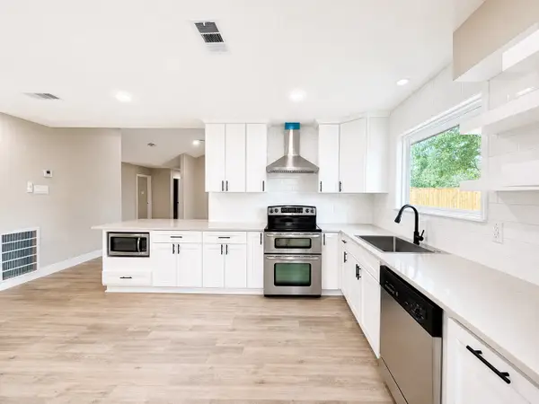 6702 Kearney Drive, Richmond, TX 77469