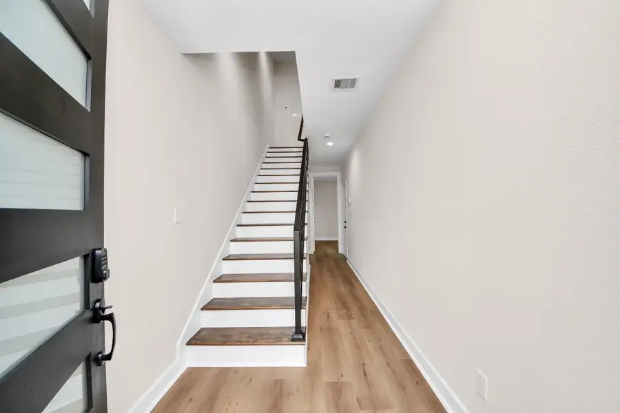 1603 Sylvester Road, Houston, TX 77009 - #2