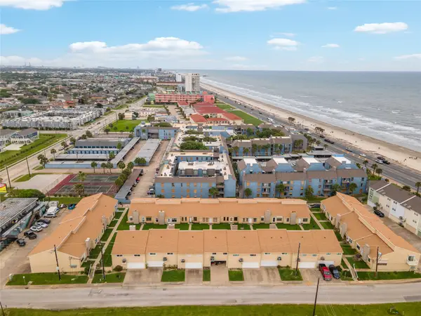 3700 83rd Street #9, Galveston, TX 77554