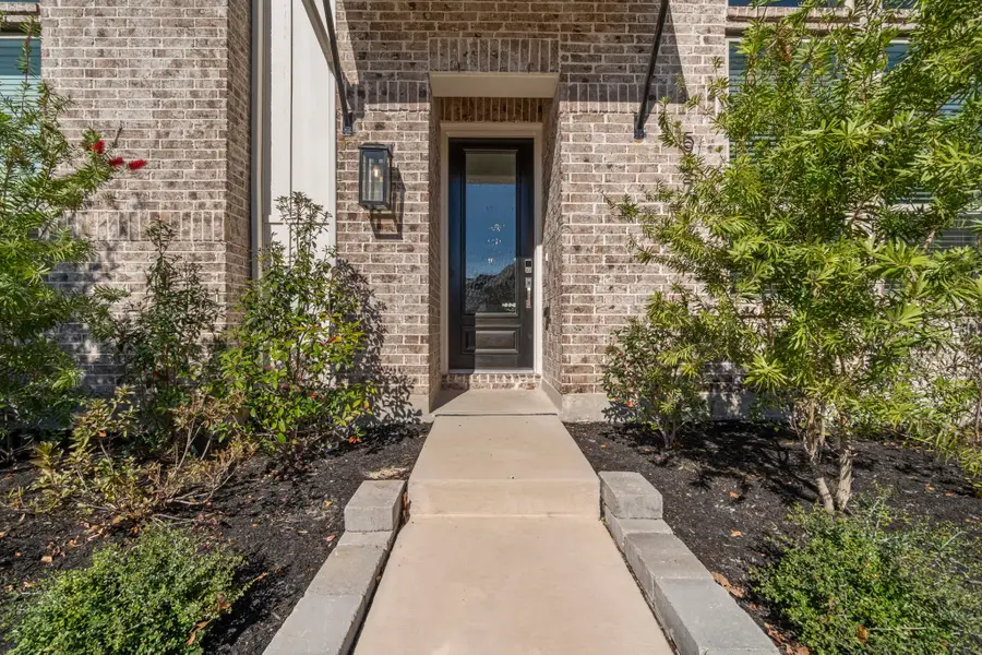 567 Cypress Valley Avenue, Montgomery, TX 77316 - Image #2