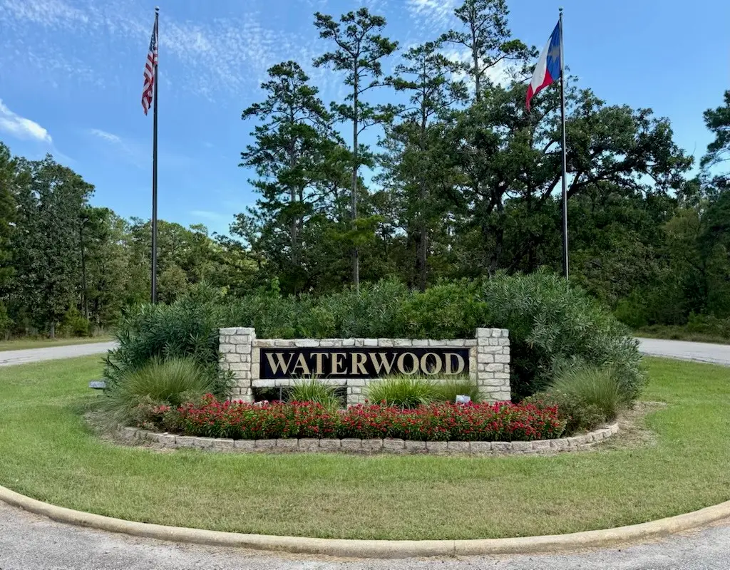 24405 Oakmont Street, Huntsville, TX 77320 - Image #1